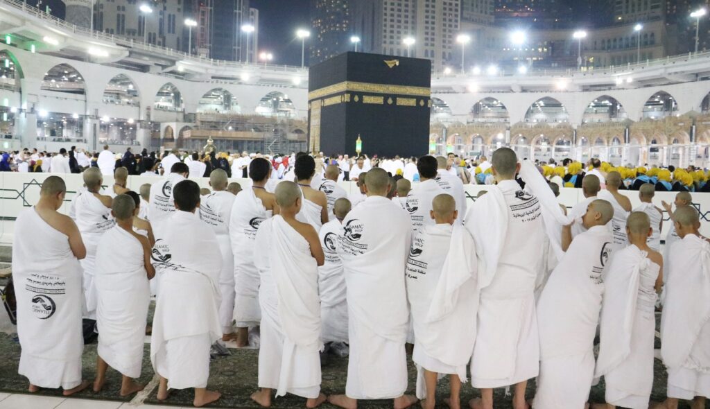 How to Choose the Best 5 Star Umrah Packages on a Budget