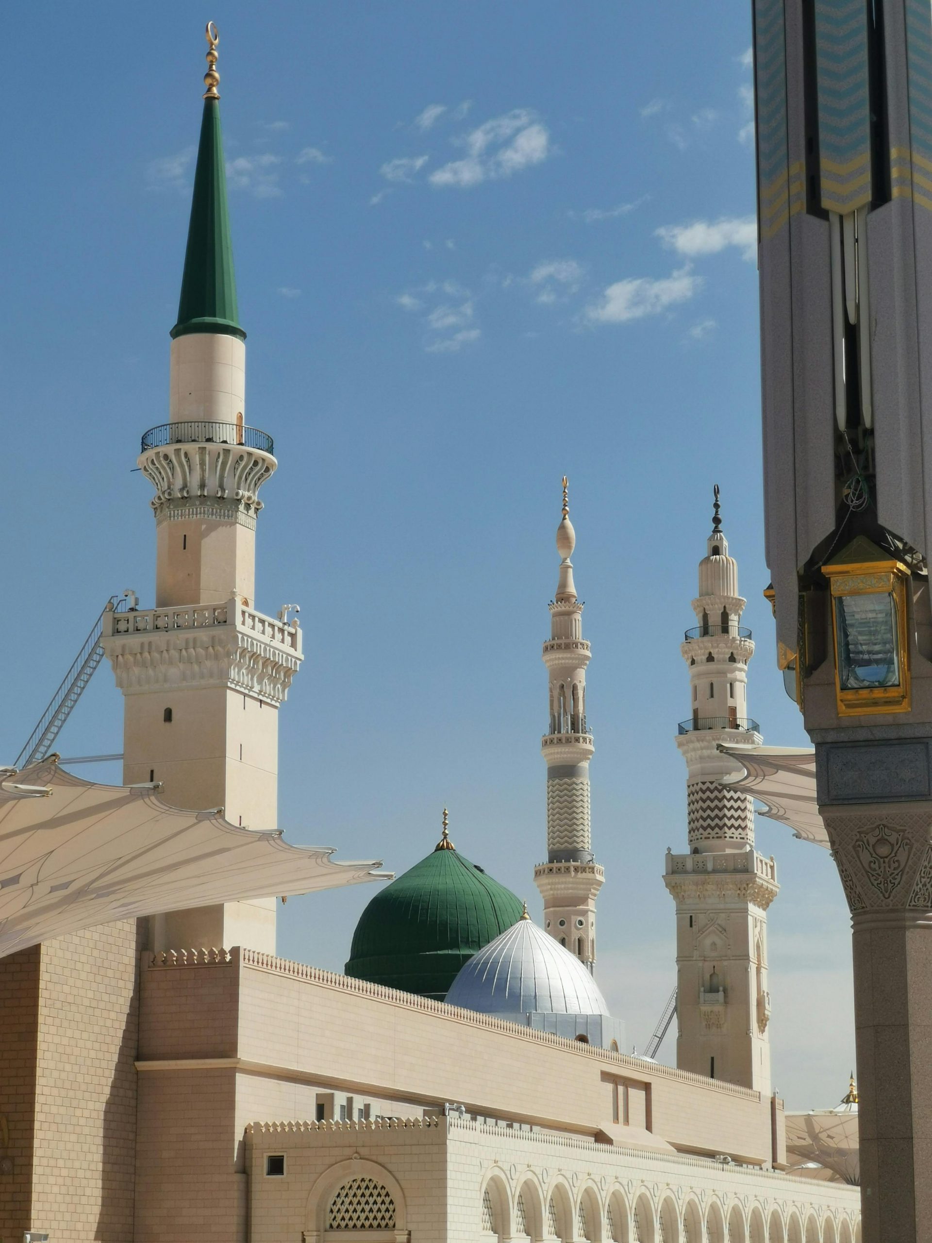 Book Easter Umrah Package Today | Cheap Umrah Deals UK