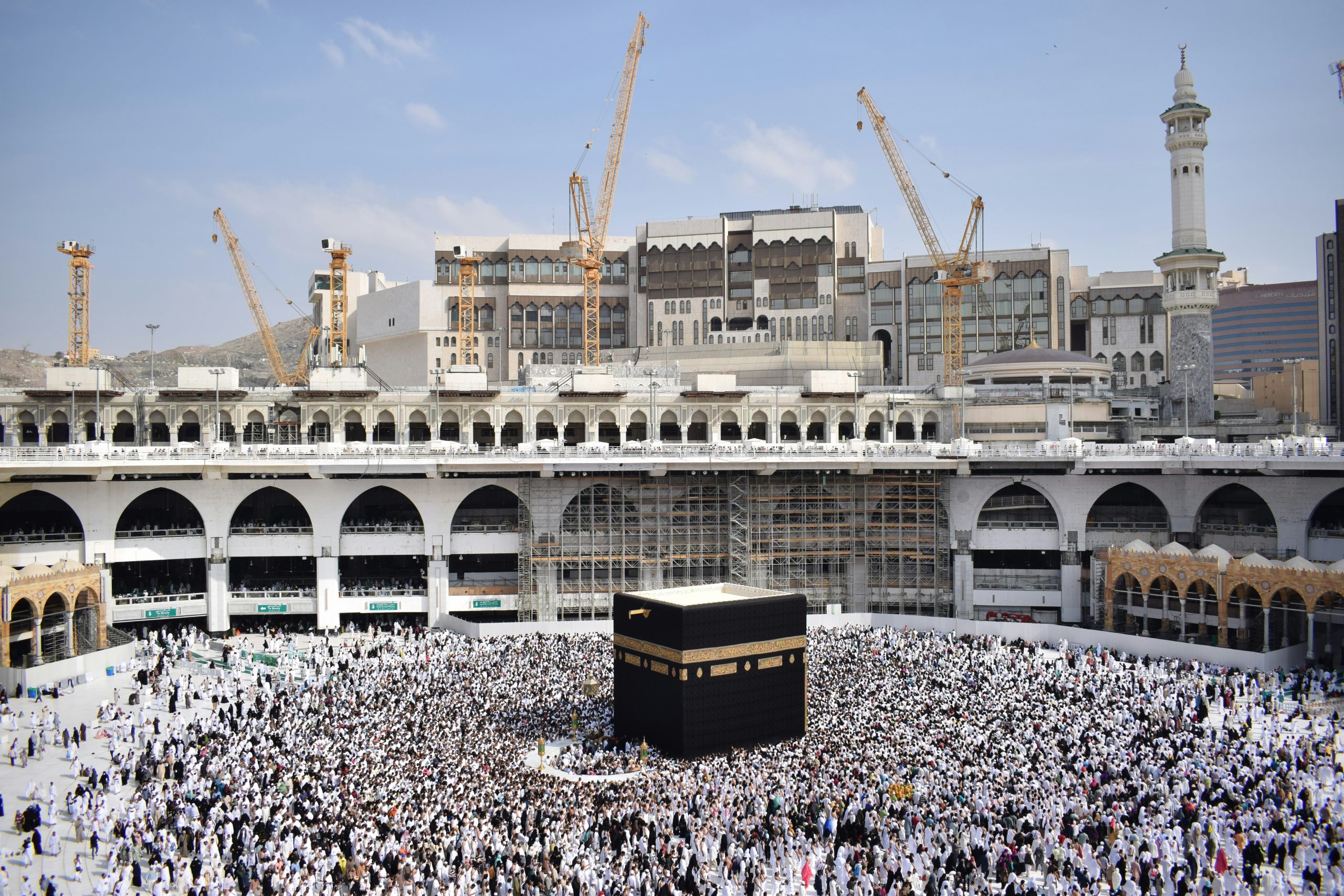 What is Cost of Umrah from UK - Cheap Umrah packages 2025